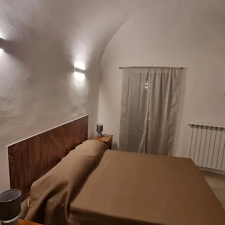 Sotto Il Castello *